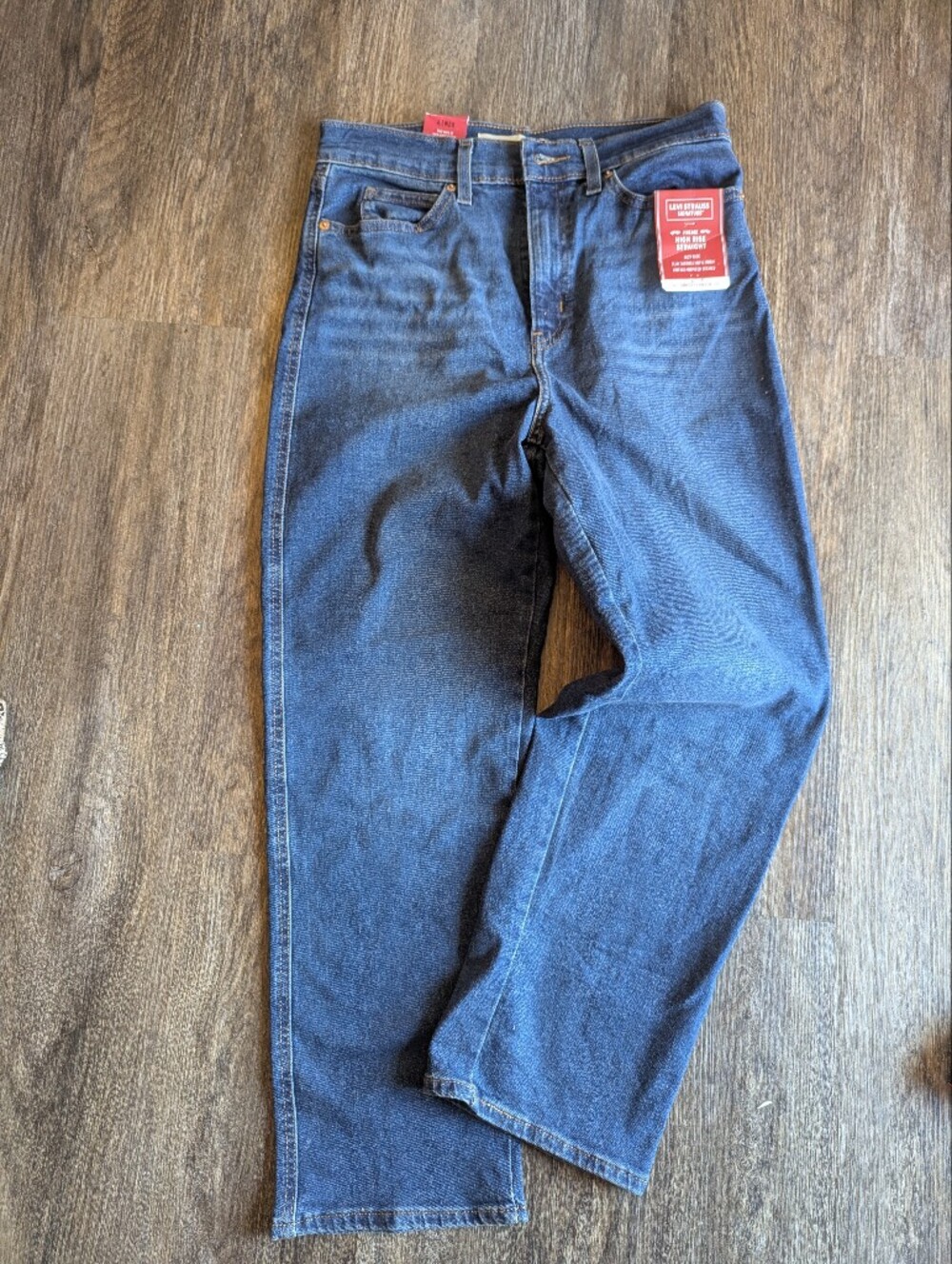 Women's Levi's High Rise Straight Jeans in Dark Blue Denim Size 6 W28